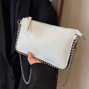 NEW‼️Elegant White Chain Clutch